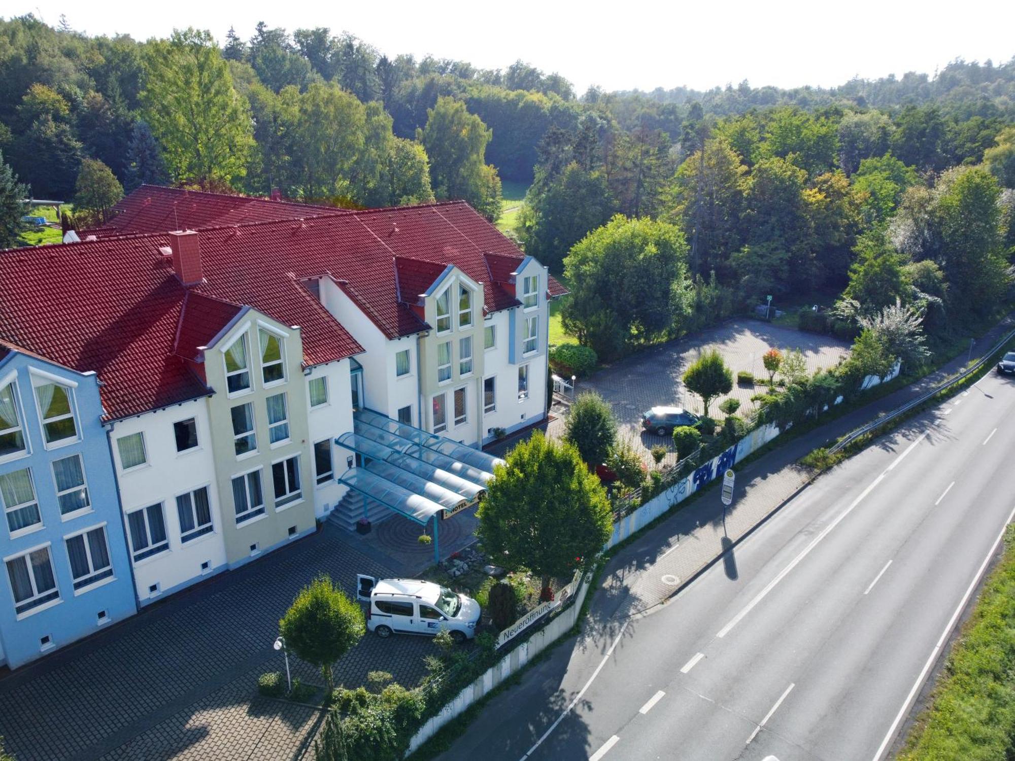Hotel Bessunger Forst Rossdorf  Екстер'єр фото